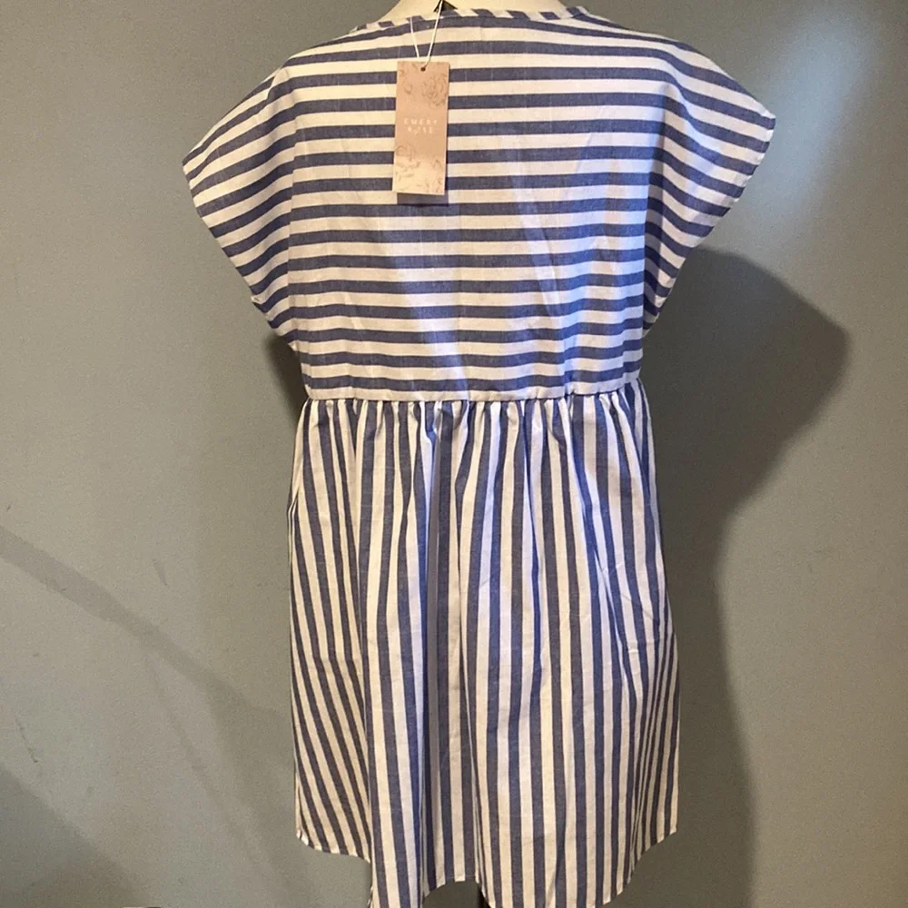 Emery Rose Simple Summer Dress - Picture 5 of 6